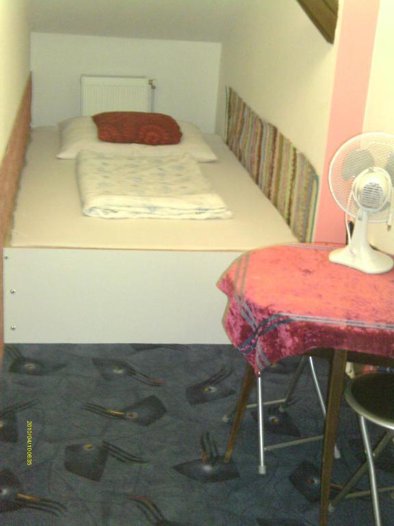 Ifi Hostel Πετς Δωμάτιο φωτογραφία